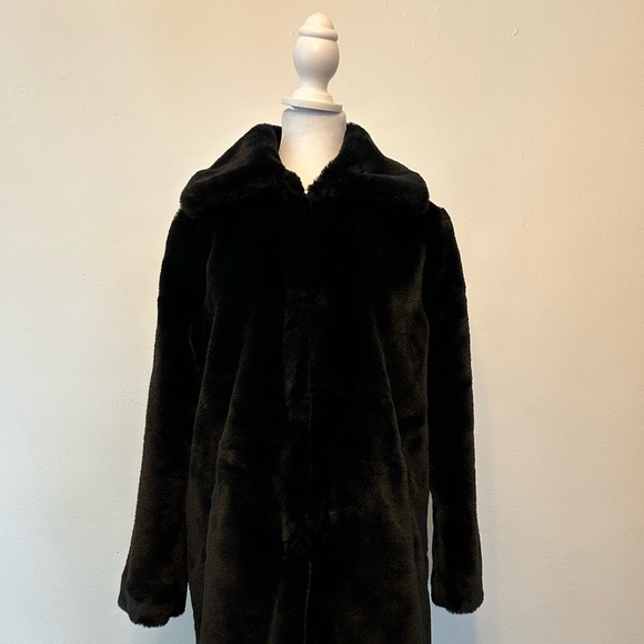 CHRISTIAN SIRIANO BLACK FAUX FUR COAT, SIZE: SMALL - Picture 2 of 10
